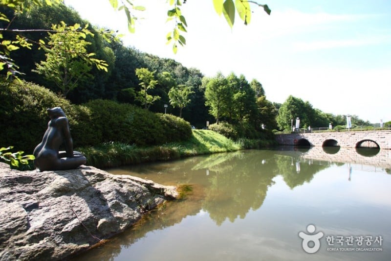 National Museum of Modern and Contemporary Art, Gwacheon [MMCA Gwacheon]  (17/21)