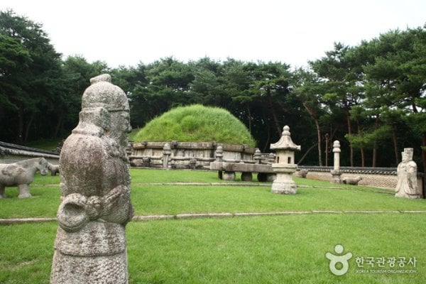 Donggureung Royal Tomb [UNESCO World Heritage]
