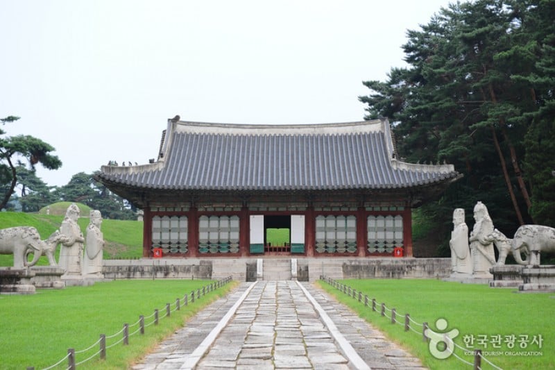 Hongneung / Yureung (a.k.a, Hongyureung) [UNESCO World Heritage] (2/23)