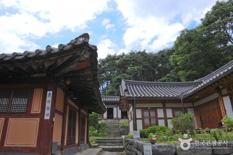 Silleuksa Temple - Yeoju  (5/18)