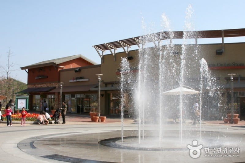 Shinsegae Simon Yeoju Premium Outlets (12/21)