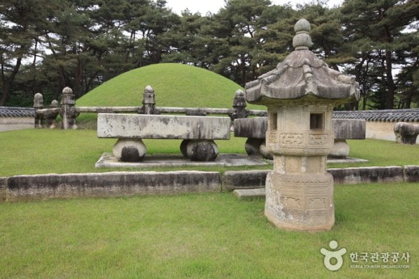 Yeongneung / Nyeongneung Royal Tomb [UNESCO World Heritage]