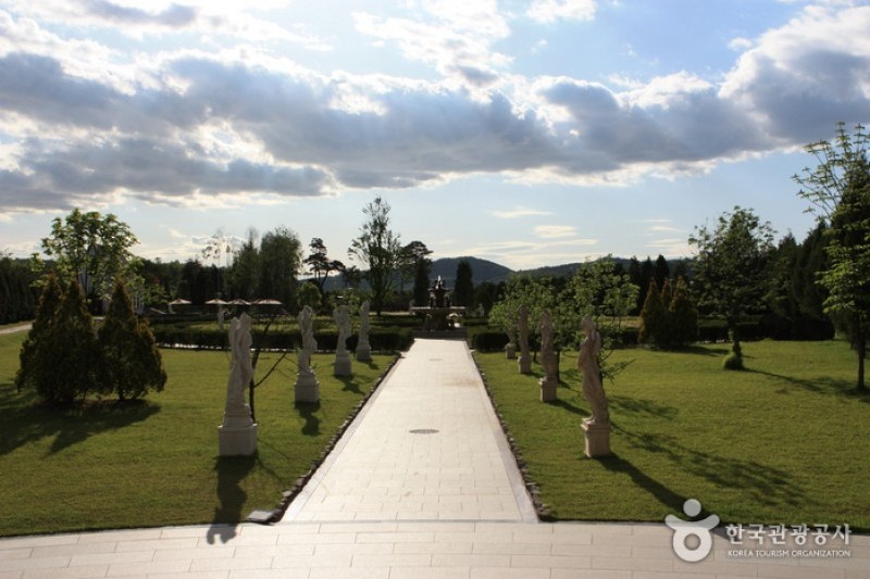 The Botanical Garden BCJ  (13/35)