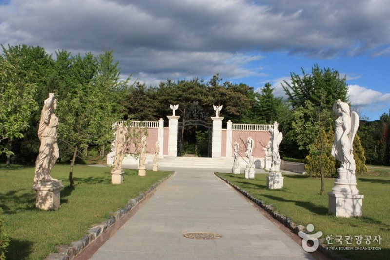 The Botanical Garden BCJ  (14/35)