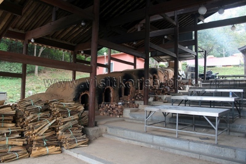 Icheon Ceramic Festival  (2/12)