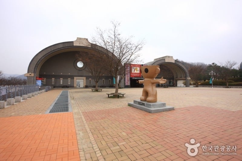 Gyeonggi Ceramic Museum  (9/18)