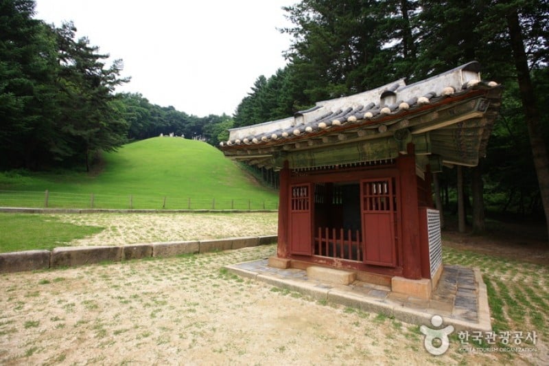Gwangneung Royal Tomb [UNESCO World Heritage]  (8/10)