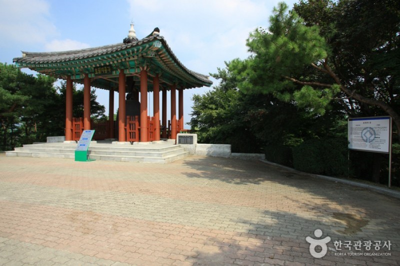 Hyowon’s Bell  (1/1)