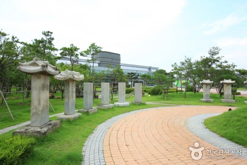 Suwon Hwaseong Museum  (19/25)