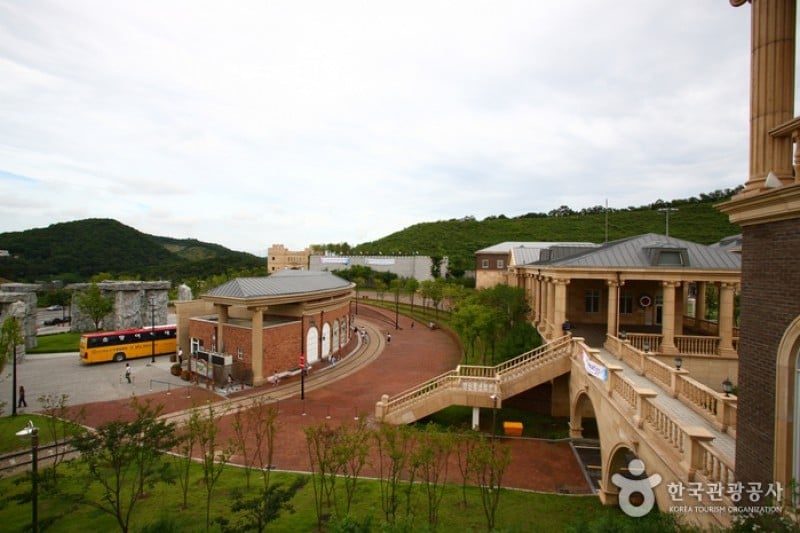 Gyeonggi English Village, Paju Camp  (4/14)