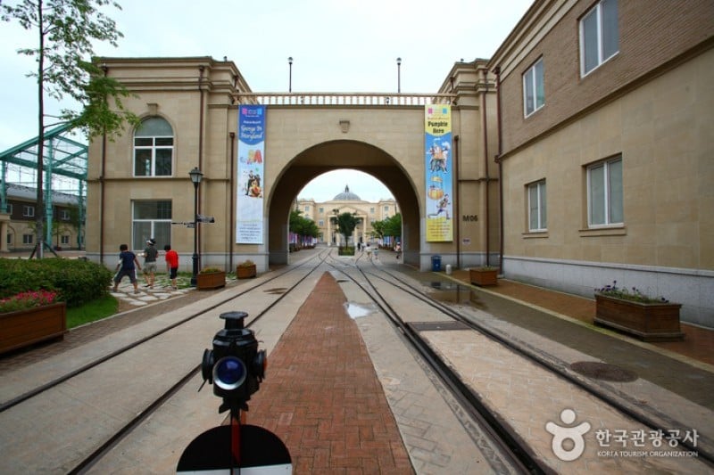 Gyeonggi English Village, Paju Camp  (10/14)