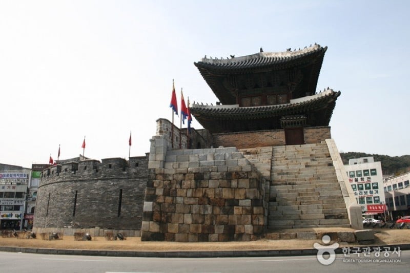 Paldalmun Gate  (3/3)