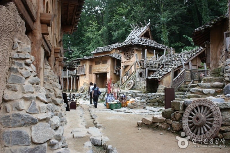 Goguryeo Blacksmith Town  (4/8)