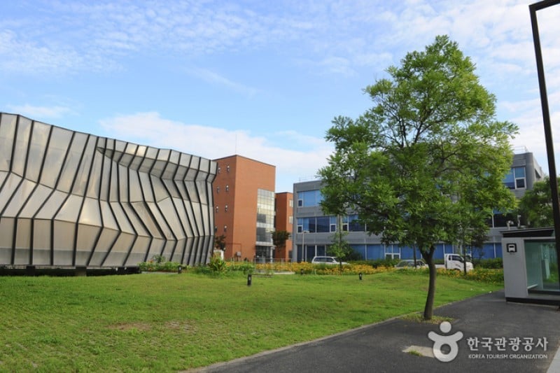 Paju Book City  (1/5)
