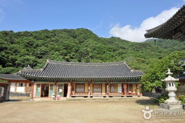 Yongmunsa Temple(Yongmunsan Mountain)
