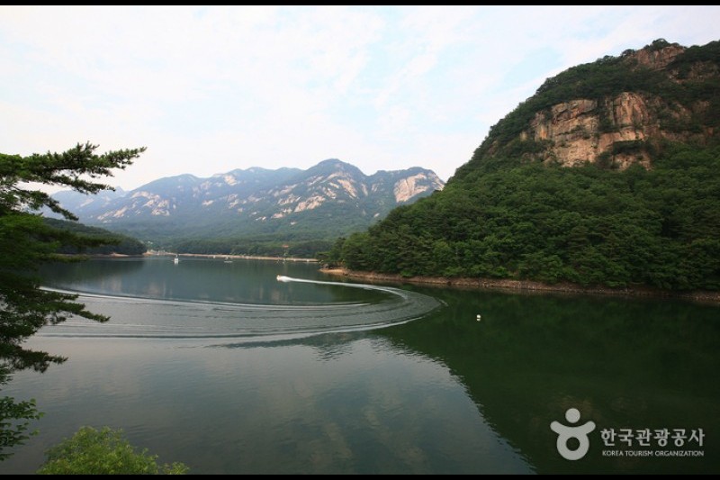 Pocheon Sanjeonghosu Lake  (1/12)