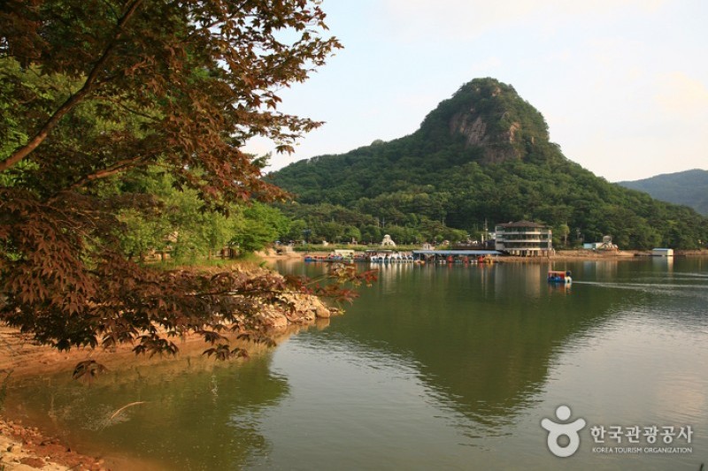 Pocheon Sanjeonghosu Lake  (8/12)
