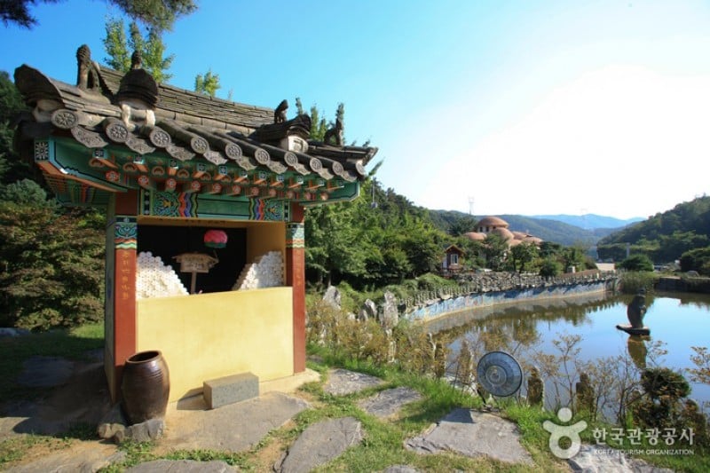 Wawoojongsa Temple (Waujeongsa) - Yongin (24/37)