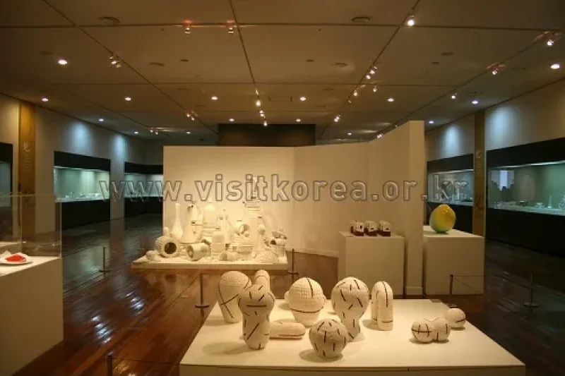 Gyeonggi International CeraMIX Biennale  (2/13)
