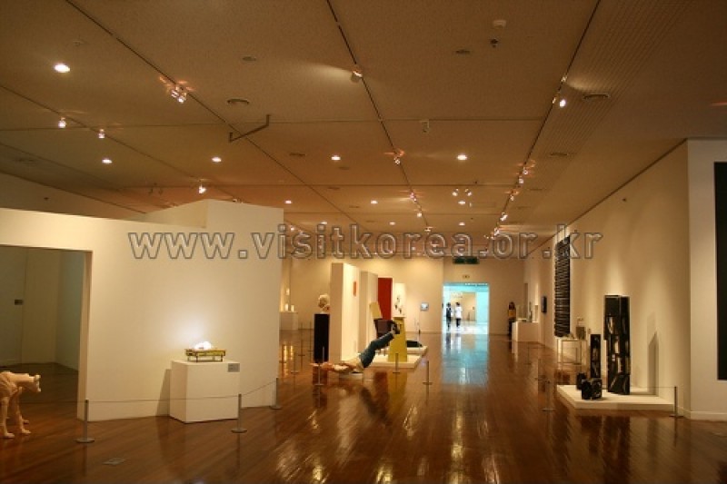 Gyeonggi International CeraMIX Biennale  (8/13)