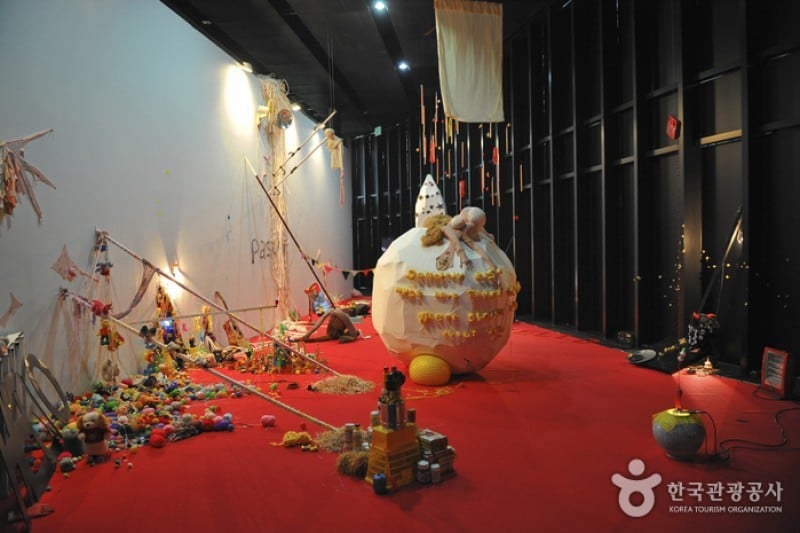 NJP Art Center  (3/12)