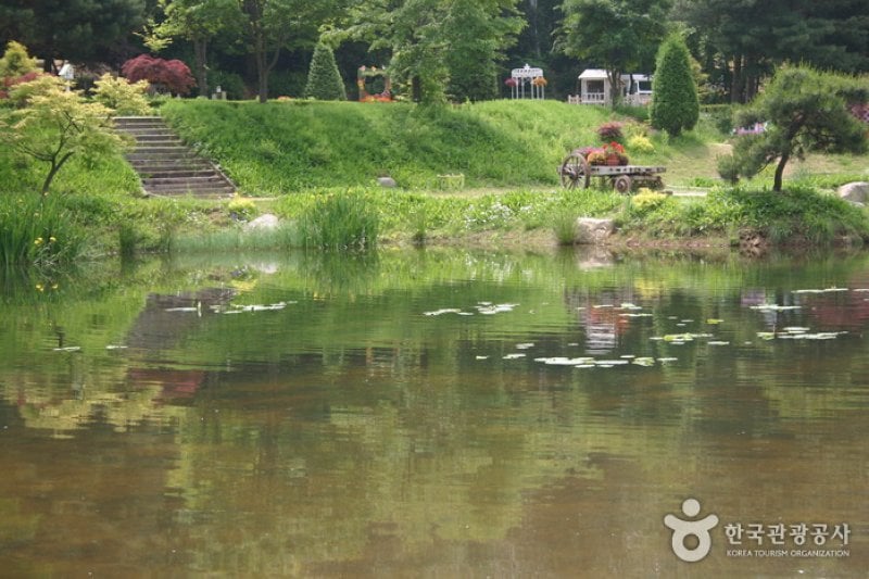 Ilyeong Herbland  (12/13)