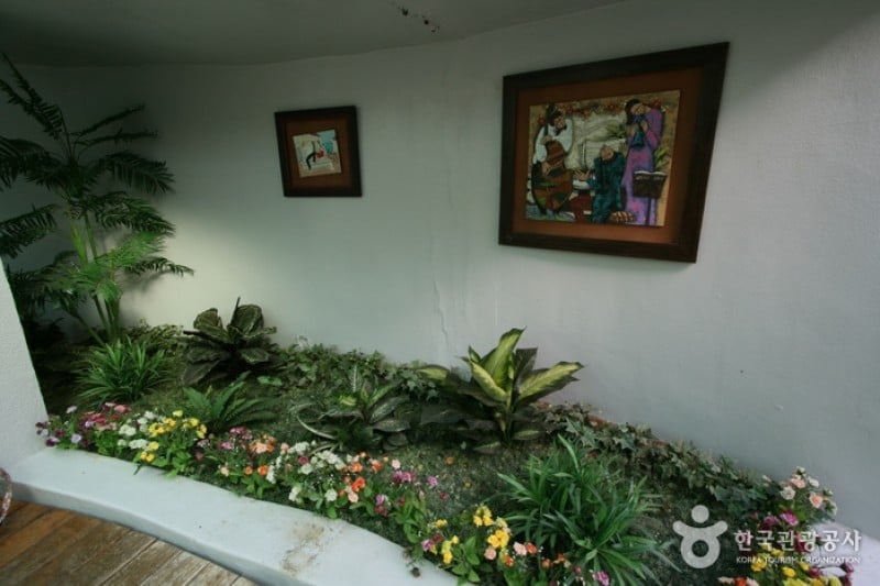 Firefly Restroom  (2/3)