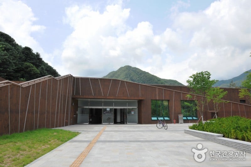 Yeoninsan Provincial Park  (4/8)