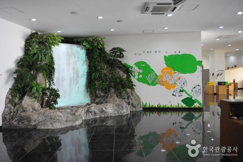 Yeoninsan Provincial Park  (6/8)