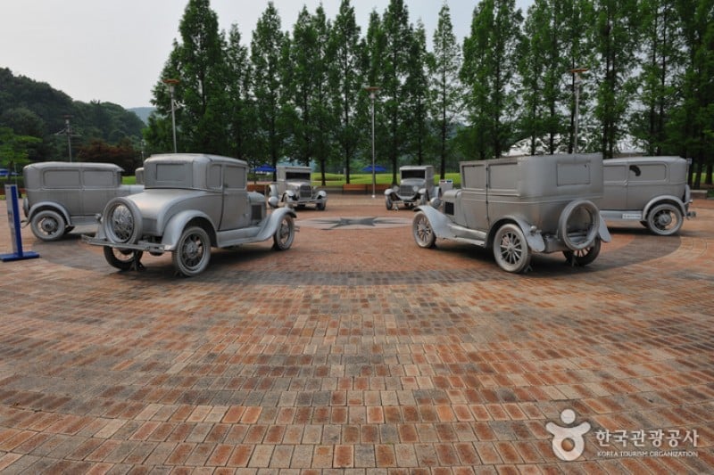 Samsung Transportation Museum  (2/4)