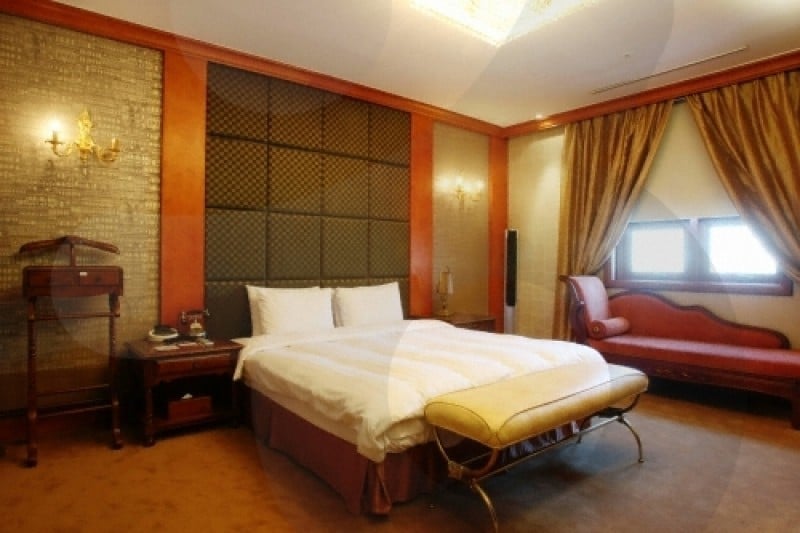 Koryo Hotel  (10/13)