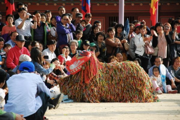 Hwaseong Haenggung Saturday Performance