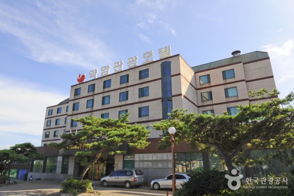 Yakam Tourist Hongyumchon Hotel