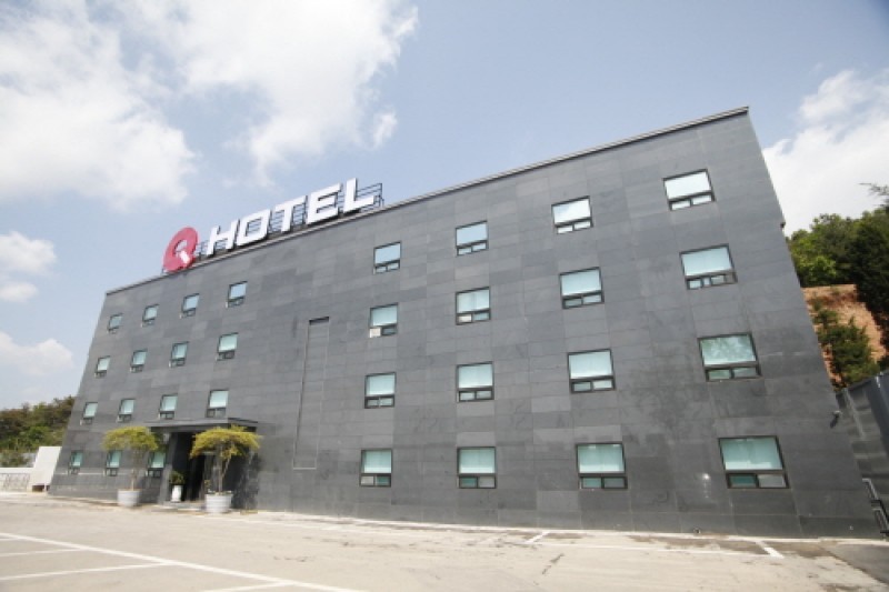 Q HOTEL - Goodstay  (1/1)
