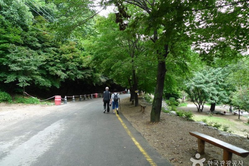 Soyosan Mountain (소요산국민관광지) (2/6)