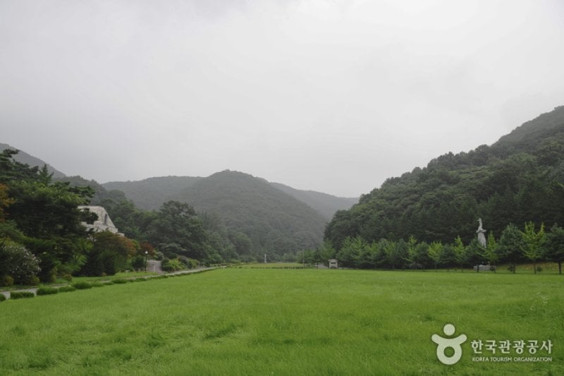 Mirinae Holy Site  (8/10)