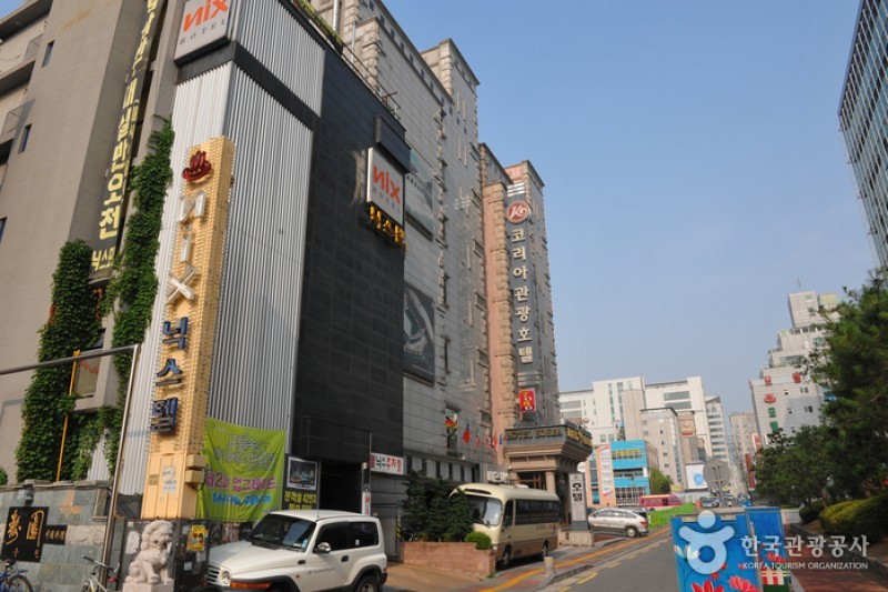 Hotel Korea  (16/17)