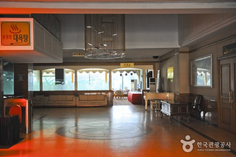 Yakam Tourist Hongyumchon Hotel  (3/6)