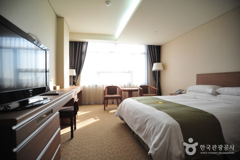 Ramada Dongtan - Goodstay  (5/16)