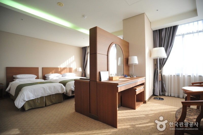 Ramada Dongtan - Goodstay  (10/16)