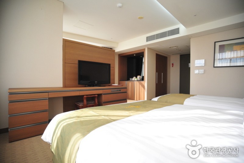 Ramada Dongtan - Goodstay  (11/16)