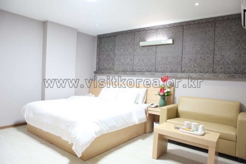 Suwon Hotel Como - Goodstay  (13/15)