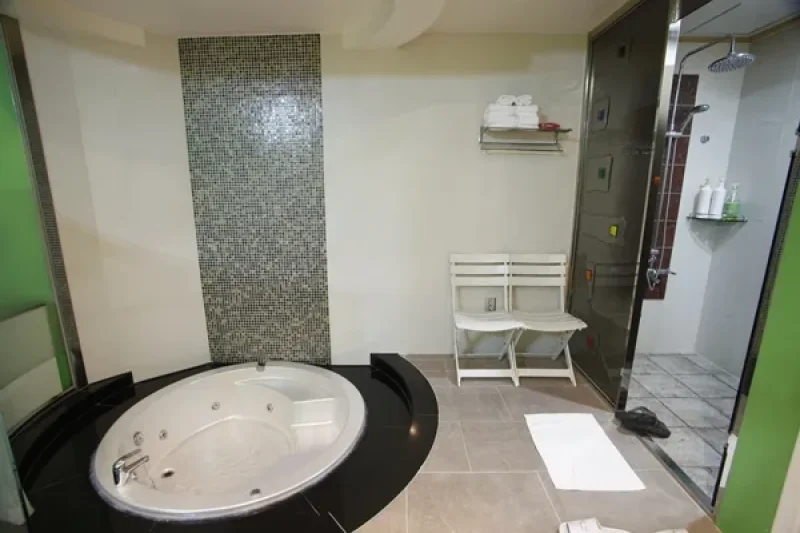 Picaso Hotel - Goodstay  (7/12)