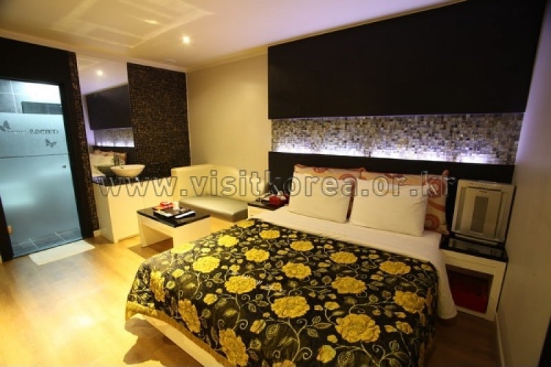 Naviya Hotel - Goodstay  (13/16)