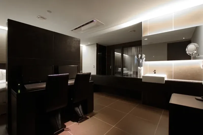 Hills Hotel - Goodstay  (3/18)