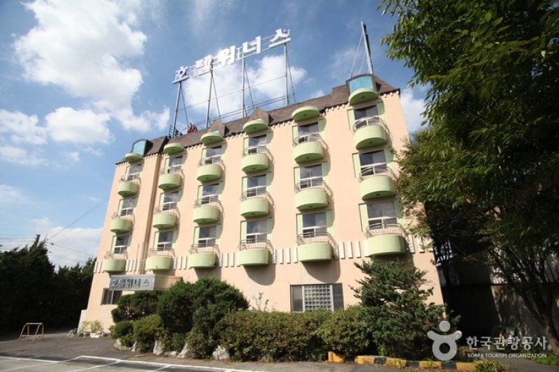 Bandi Hotel - Goodstay  (7/12)