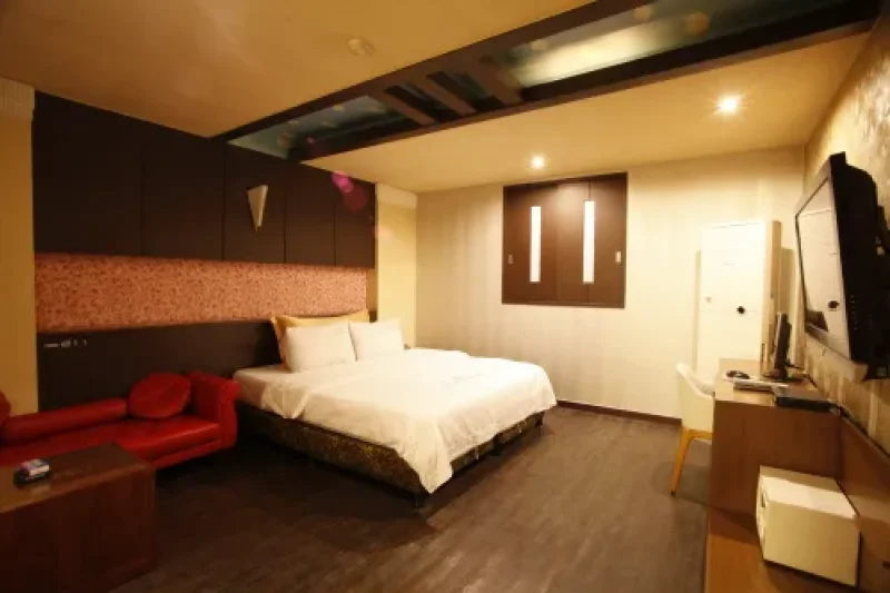 Plaza Motel - Goodstay  (10/16)