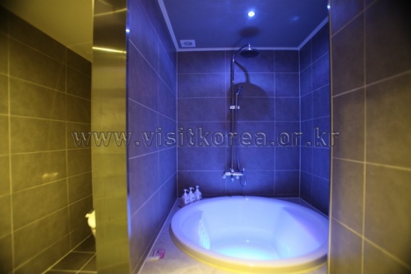 Hotel Yeon - Goodstay  (5/24)