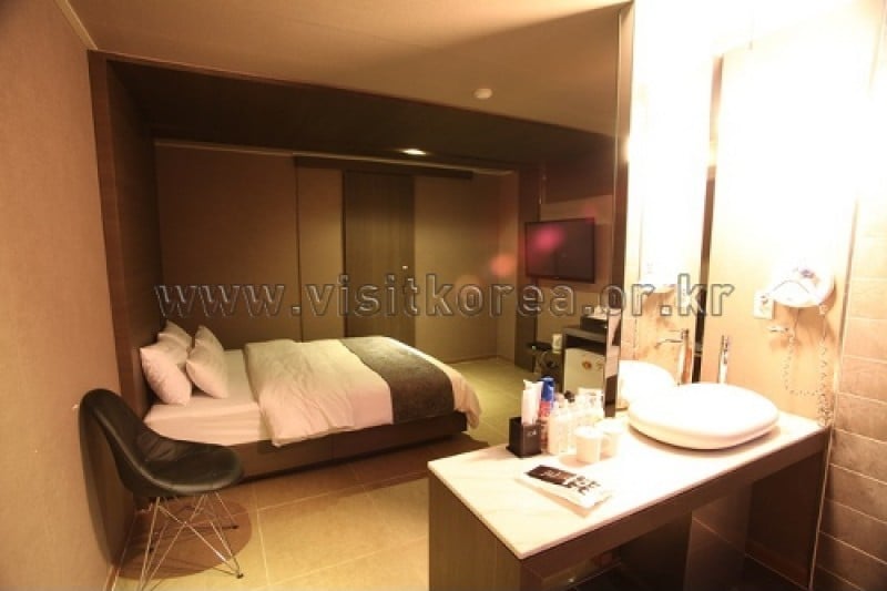 Hotel Yeon - Goodstay  (9/24)