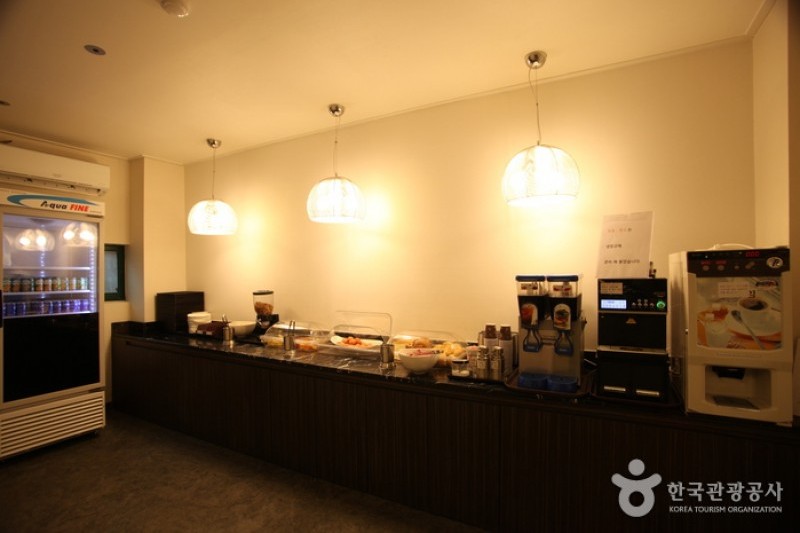 Hotel Yeon - Goodstay  (14/24)